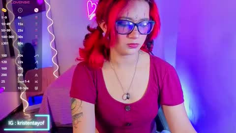 kristen_tay online show from 11.03.25