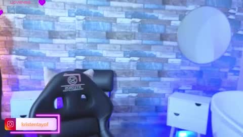 kristen_tay online show from 02.09.26