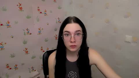 Snapshot of kristenx_x chatting on 10.28.25 Kristen online show from 10.28.25