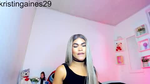 Snapshot of kristiingaines_ chatting on 11.20.25 kristin online show from 11.20.25