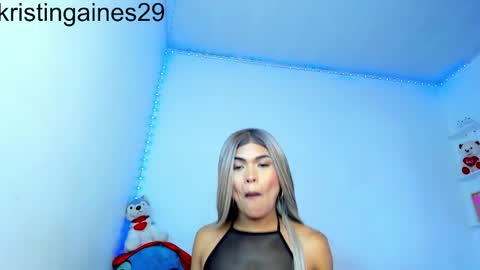 Snapshot of kristiingaines_ chatting on 12.02.25 kristin online show from 12.02.25
