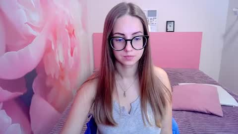 Snapshot of kristina_adel chatting on 12.02.24 Kristina Adel online show from 12.02.24