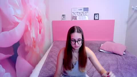 Snapshot of kristina_adel chatting on 12.20.24 Kristina Adel online show from 12.20.24