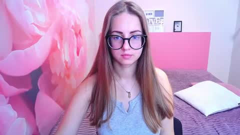 Snapshot of kristina_adel chatting on 12.30.24 Kristina Adel online show from 12.30.24