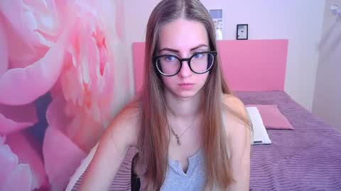 Snapshot of kristina_adel chatting on 01.03.25 Kristina Adel online show from 01.03.25