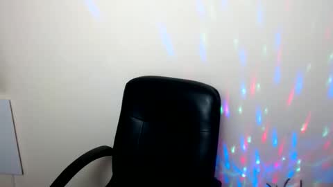 Kristi online show from 12.04.25