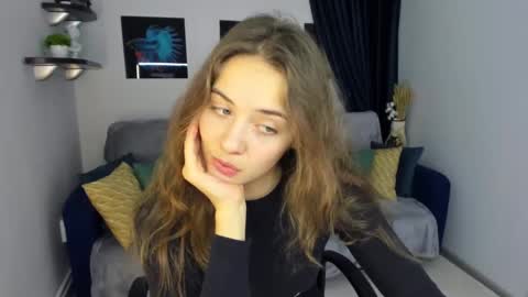 Snapshot of kristinalevis chatting on 12.11.24 Kristina online show from 12.11.24