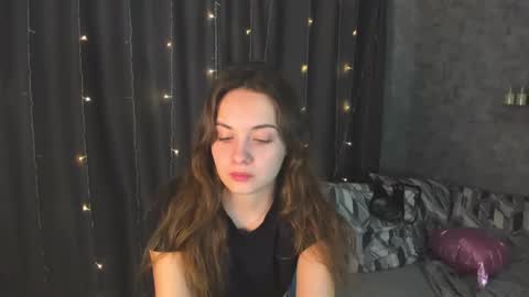 Snapshot of kristinalevis chatting on 02.20.25 Kristina online show from 02.20.25