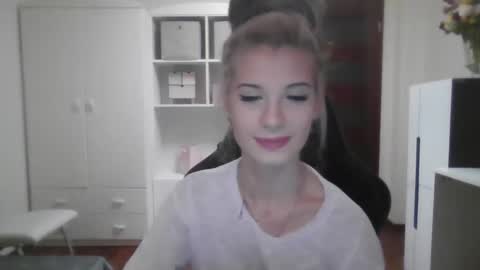 Snapshot of kristineamore chatting on 10.10.25 KristineAmore online show from 10.10.25