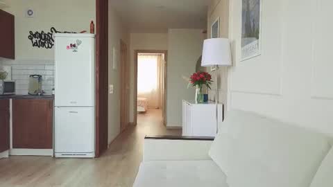 Snapshot of kristinedean chatting on 10.13.25 Kristi online show from 10.13.25