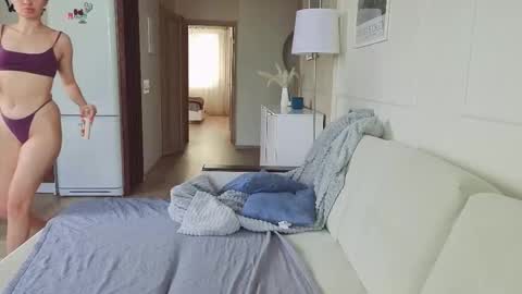 Snapshot of kristinedean chatting on 10.20.25 Kristi online show from 10.20.25