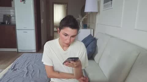 Snapshot of kristinedean chatting on 11.15.25 Kristi online show from 11.15.25