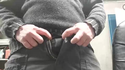 Snapshot of kristof1994 chatting on 02.24.25 kristof1994 online show from 02.24.25