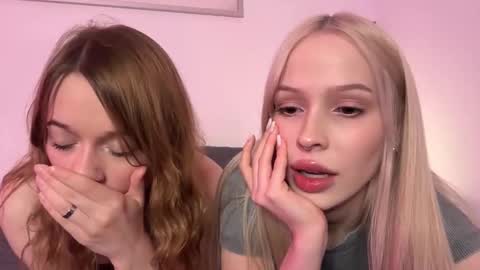 Snapshot of kristy_babe chatting on 12.15.25 Kristy and Alice online show from 12.15.25