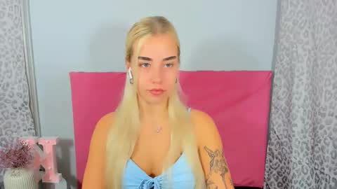KristyFlowers online show from 10.13.25