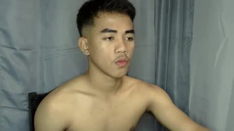 kritthanarkorn online show from 11.25.25