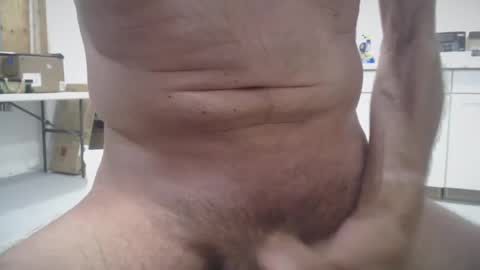 Snapshot of kronur chatting on 10.31.25 kronur online show from 10.31.25