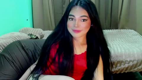 Snapshot of krystal_angel chatting on 06.17.26 krystal_angel online show from 06.17.26