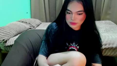 Snapshot of krystal_angel chatting on 06.22.26 krystal_angel online show from 06.22.26