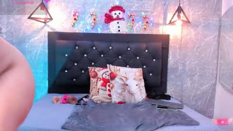 Snapshot of krystal_taylor23 chatting on 12.15.25 Kystal Taylor online show from 12.15.25