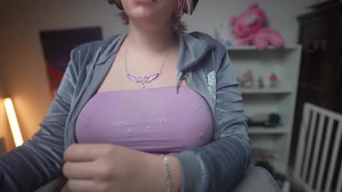 Snapshot of krystalsyxx chatting on 01.31.25 Krystal Syx online show from 01.31.25