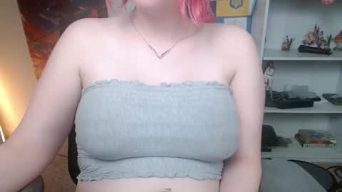 Snapshot of krystalsyxx chatting on 01.11.26 Krystal Syx online show from 01.11.26