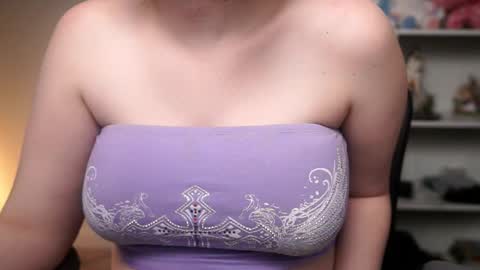 Snapshot of krystalsyxx chatting on 03.03.26 Krystal Syx online show from 03.03.26