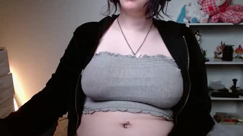 Snapshot of krystalsyxx chatting on 03.16.26 Krystal Syx online show from 03.16.26