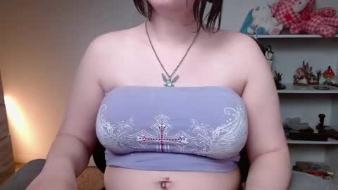 Snapshot of krystalsyxx chatting on 03.27.26 Krystal Syx online show from 03.27.26