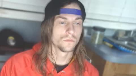 krytiar1992 online show from 11.18.25