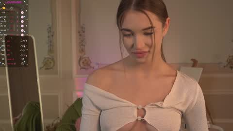 Snapshot of kseha_cute chatting on 01.20.25 Ksesha online show from 01.20.25