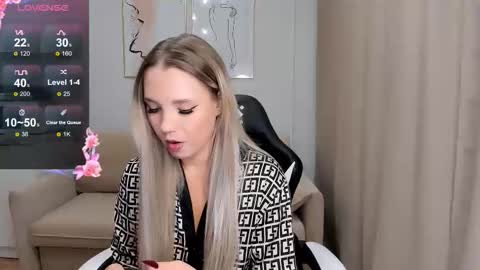 Lady online show from 10.05.25