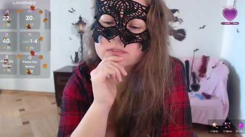 Snapshot of ksushka22 chatting on 11.22.25 Ksushka22 online show from 11.22.25