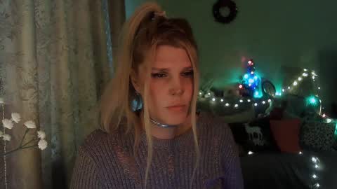 Snapshot of kudesnizza chatting on 12.03.24 Annika MTF ts post -op online show from 12.03.24