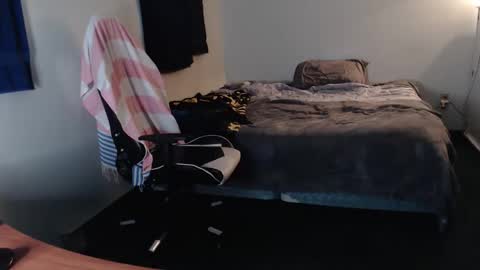 Kuggy online show from 03.08.26