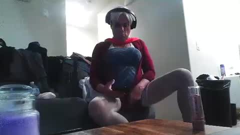 Snapshot of kulinky6969 chatting on 02.13.25 kulinky6969 online show from 02.13.25