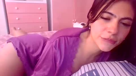 Snapshot of kuma_cam chatting on 11.24.25 KUMA -Tw SweetKuma online show from 11.24.25