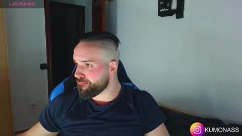 Snapshot of kumonass chatting on 02.20.26 kumonass online show from 02.20.26