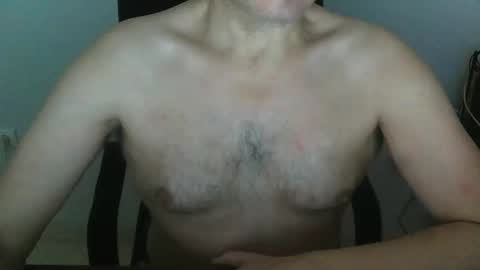 Snapshot of kumonit chatting on 01.12.25 kumon online show from 01.12.25