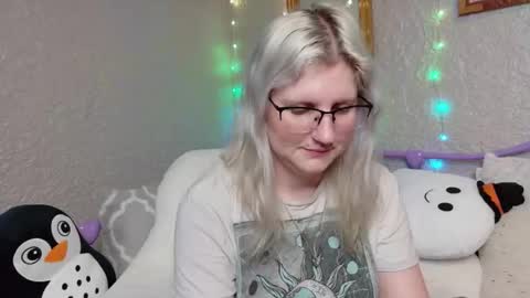 Snapshot of kunzitegoddess chatting on 03.07.26 Samantha online show from 03.07.26