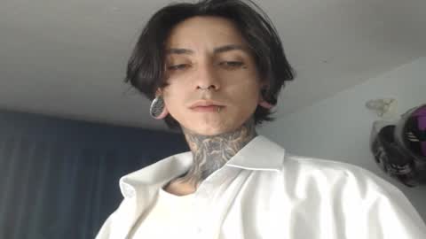 kuregari_xs online show from 11.28.25