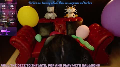 Fetiche Woman online show from 12.28.24