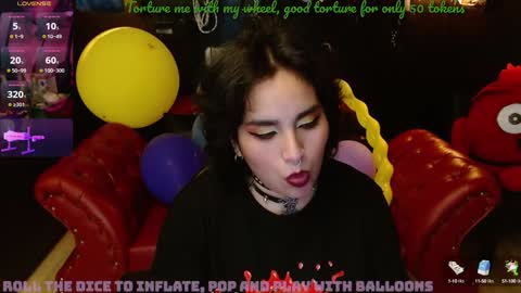 Fetiche Woman online show from 01.04.25