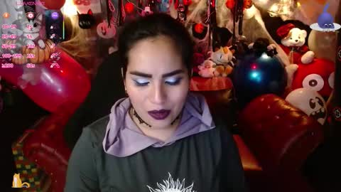 Fetiche Woman online show from 10.22.25