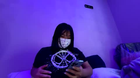 Snapshot of kuromixx444 chatting on 12.15.25 kuromixx444 online show from 12.15.25