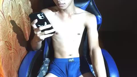 kurtxxx07 online show from 12.18.25