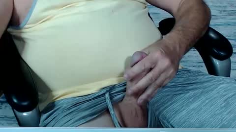 Snapshot of kwib34 chatting on 09.24.25 kwib34 online show from 09.24.25