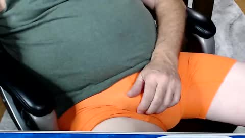 Snapshot of kwib34 chatting on 11.08.25 kwib34 online show from 11.08.25