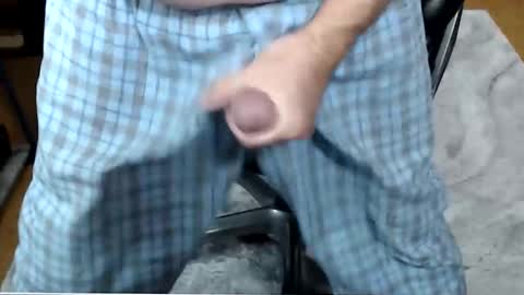 Snapshot of kwib34 chatting on 12.04.25 kwib34 online show from 12.04.25