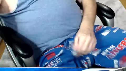 Snapshot of kwib34 chatting on 12.15.25 kwib34 online show from 12.15.25